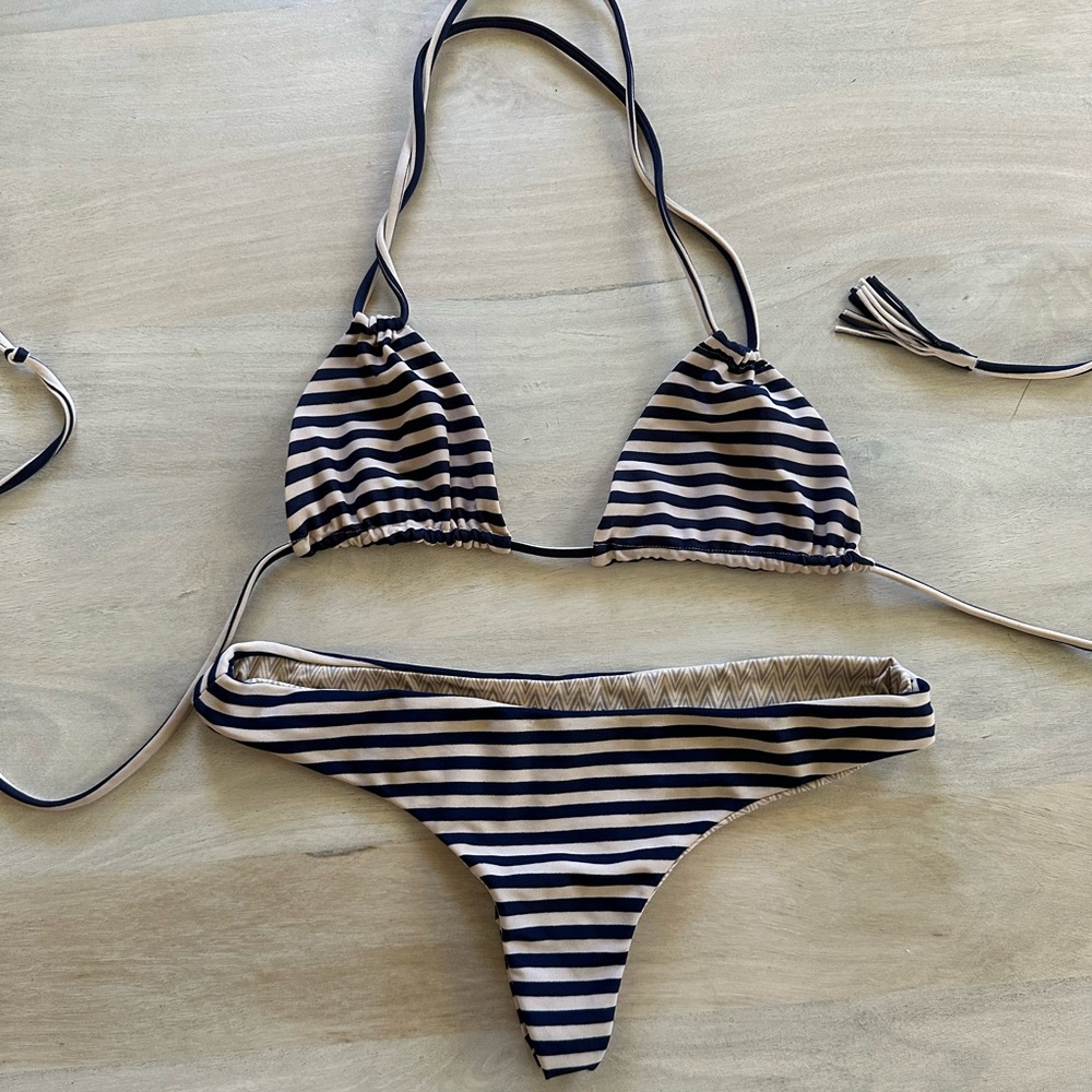 ACACIA Swim